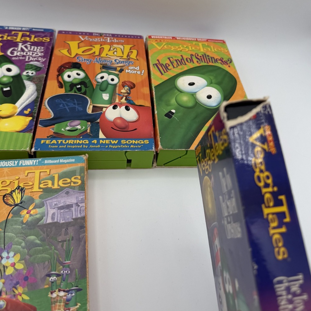 VeggieTales VHS Lot 5 King George Jonah Madame Blueberry Toy Saved Christmas - Picture 5 of 6